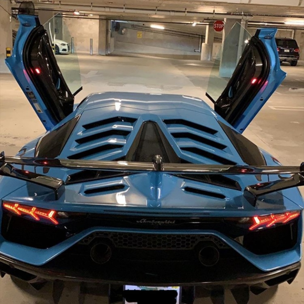 Meet your Posher, Nehemiah